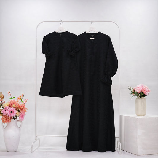 Elara Abaya Set